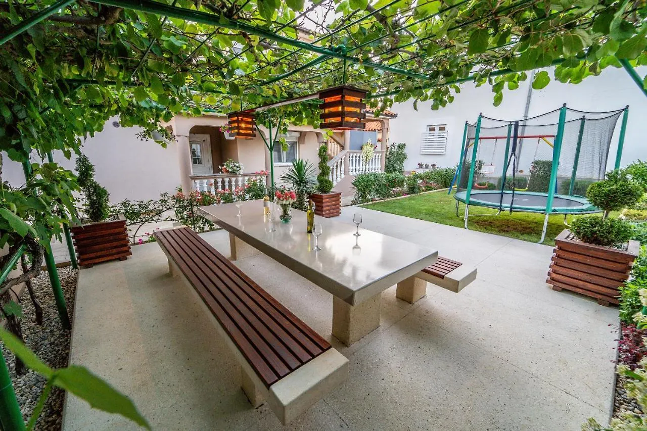 Apartment Suncica Pula